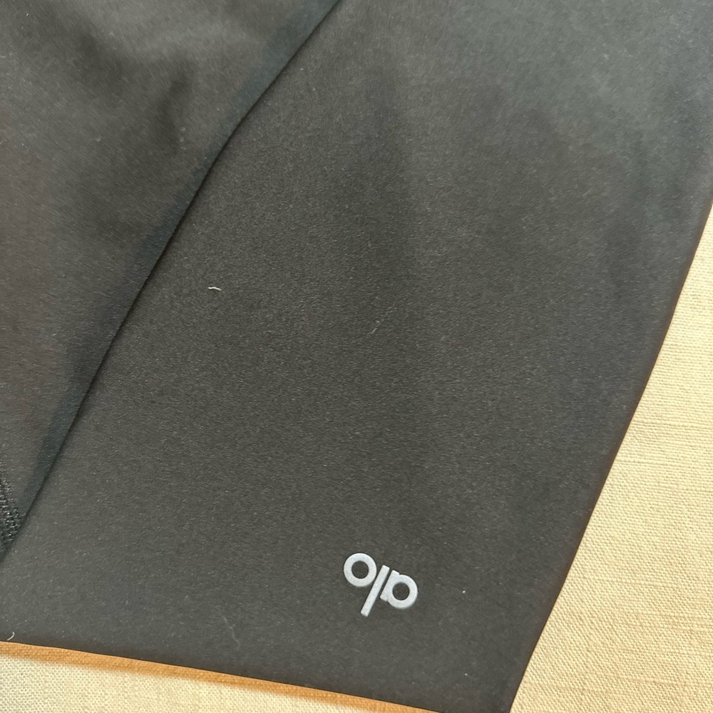 Alo 7/8 High-Waist Airlift Legging - Black Size M - Picture 4 of 6
